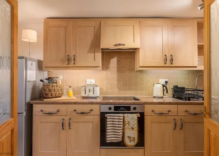 Picturesque Stone In The Heart Of North Yorkshire Village - Hideaway Ferienhaus York